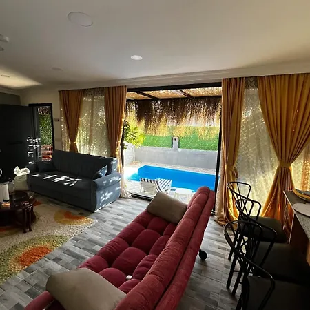 شقة Efemm House